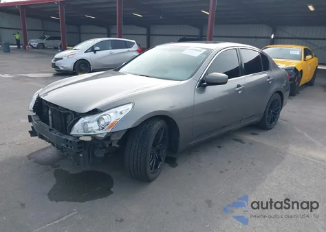 2011 Infiniti G37 Journey z USA, uszkodzony, nr VIN JN1CV6AP1BM510577